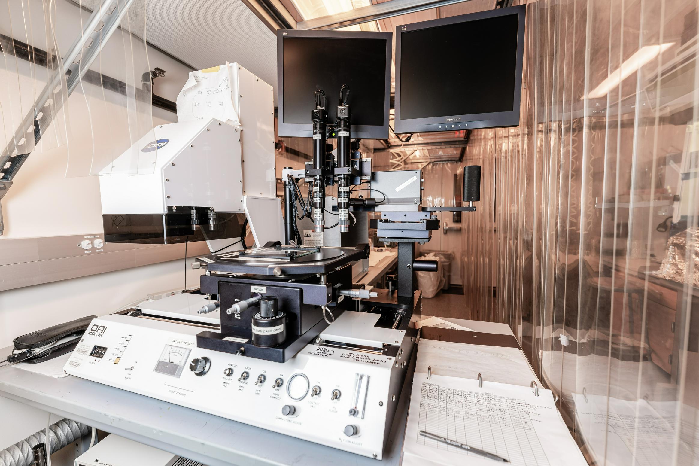 QB3 Biomolecular Nanotechnology Center 1